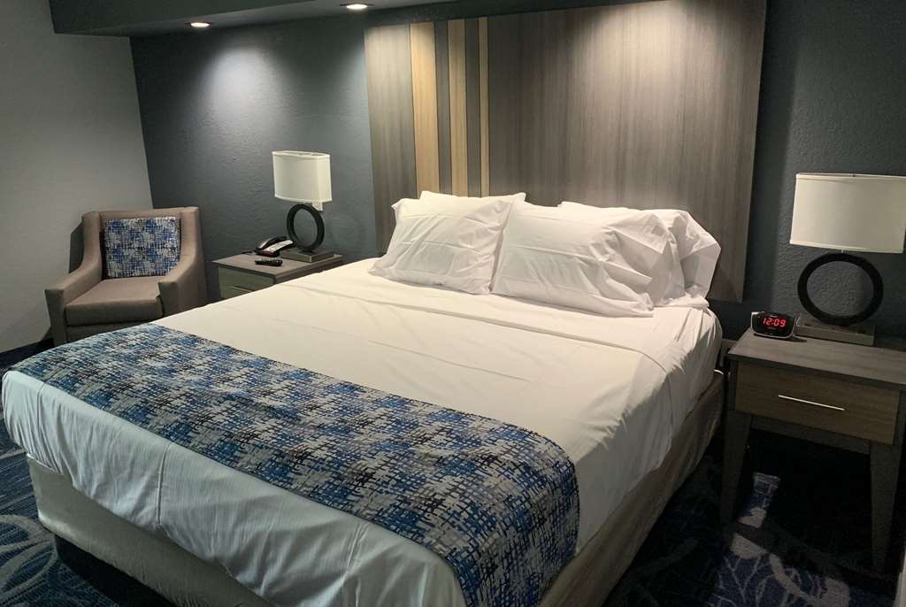 Baymont Inn & Suites Шоні Номер фото