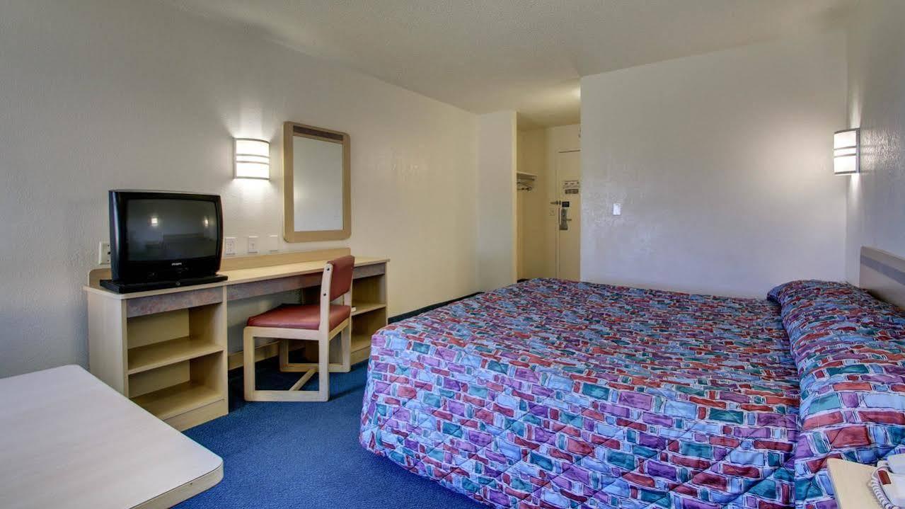 Baymont Inn & Suites Шоні Екстер'єр фото
